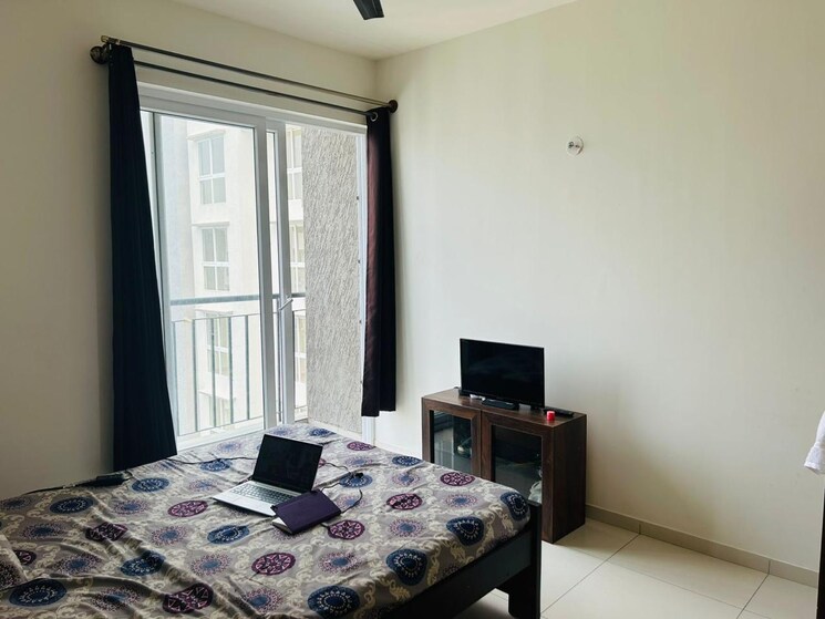 Living Room, godrej-royale-woods 2 Bedroom 984 Sq.Ft. Apartment In Devanahalli Bangalore 9636473