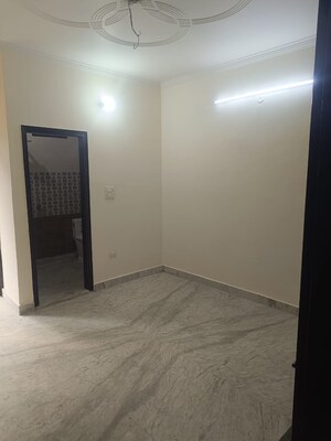 Room in 3 BHK Builder Floor at Mohan Garden – for Sale