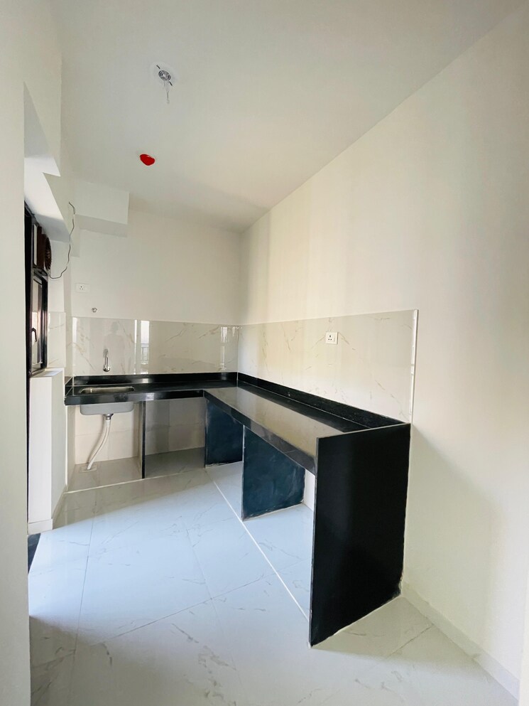 Kitchen, runwal-gardens-phase-i 2 Bedroom 654 Sq.Ft. Apartment In Dombivli East Thane 9636554