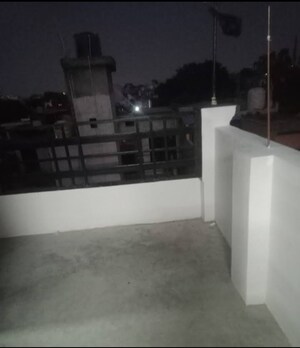 Balcony in 1 BHK Independent House at Aliganj – for Rent