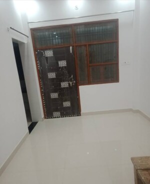 Furnished Amenities in 1 BHK Independent House at Aliganj – for Rent