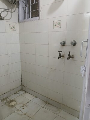Bathroom in 1 BHK Apartment at Vasant Kunj – for Rent