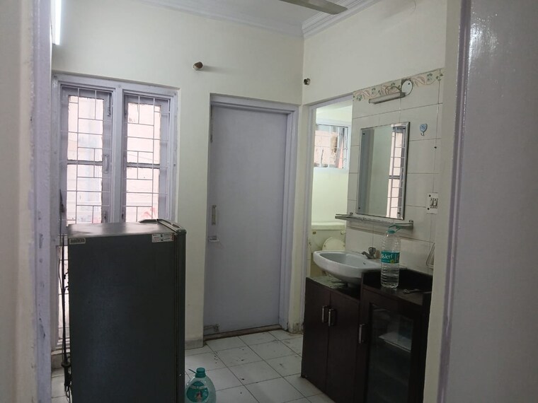 Team Area, vasant kunj 1 Bedroom 580 Sq.Ft. Apartment In Vasant Kunj Delhi 9636539