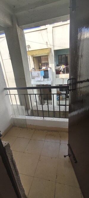 Balcony in 1 BHK Apartment at Golf Links – for Rent