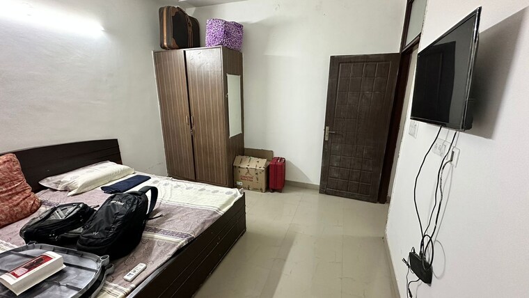 Kitchen, dlf phase v 3 Bedroom 1590 Sq.Ft. Independent House In Dlf Phase V Gurgaon 9636569