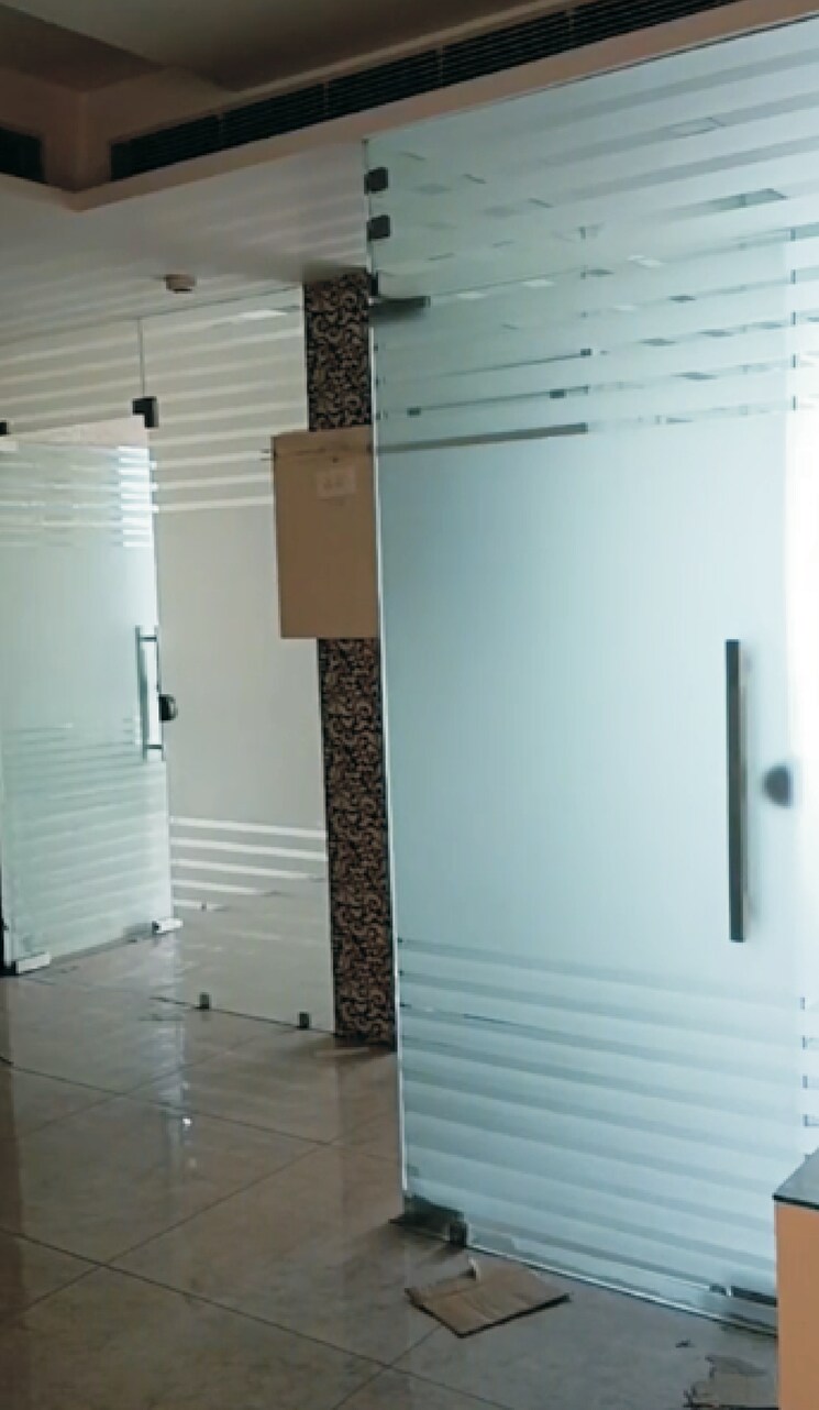 Common Area, rohini sector 3 Commercial Office Space 980 Sq.Ft. In Rohini Sector 3 Delhi 9636623