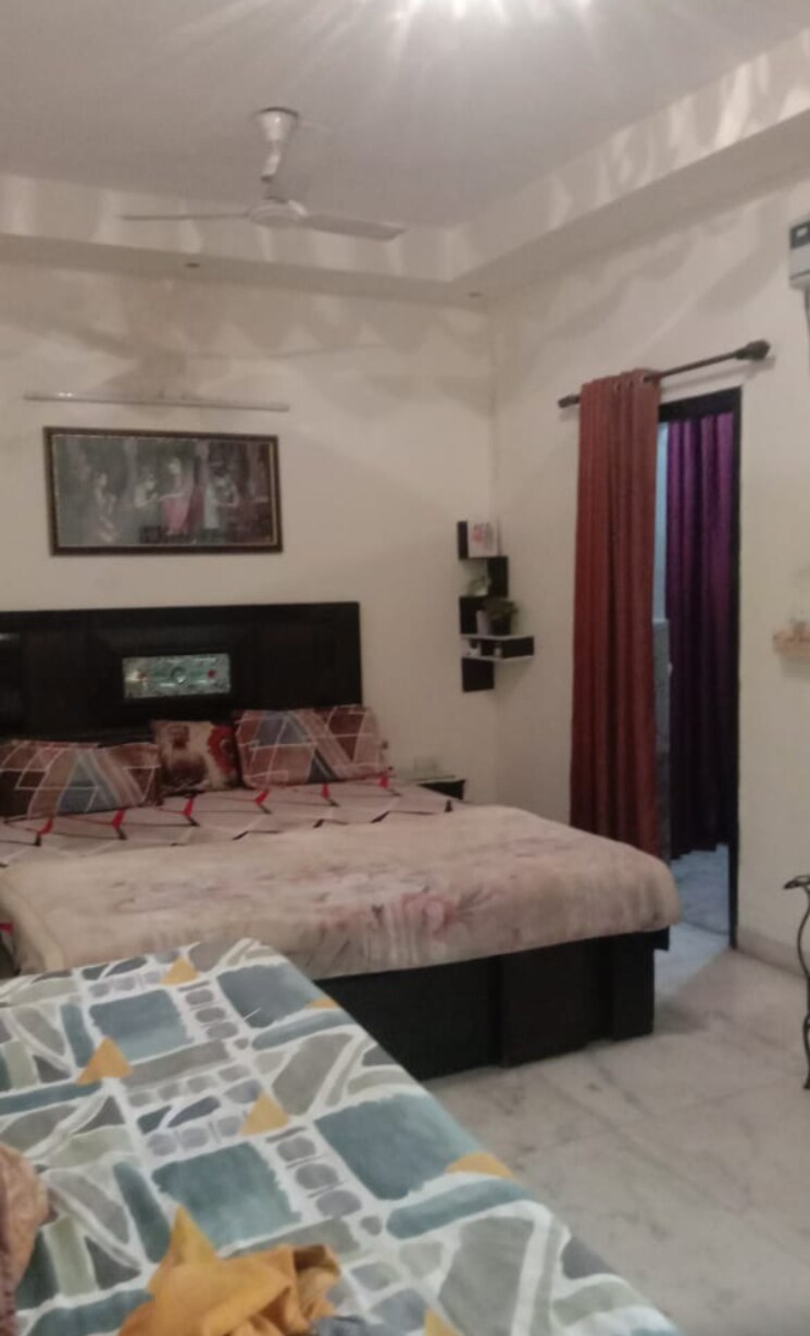Bedroom, avantika colony 3.5 Bedroom 240 Sq.Yd. Builder Floor In Avantika Colony Ghaziabad 9636648
