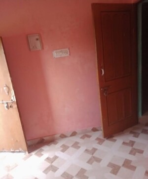 Room in 1 BHK Villa at Aliganj – for Rent