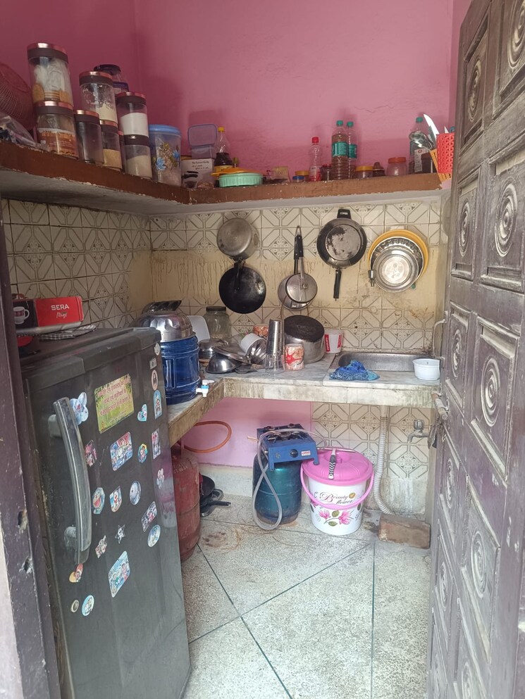 Kitchen, rama park 1 RK 350 Sq.Ft. Builder Floor In Rama Park Delhi 9636655