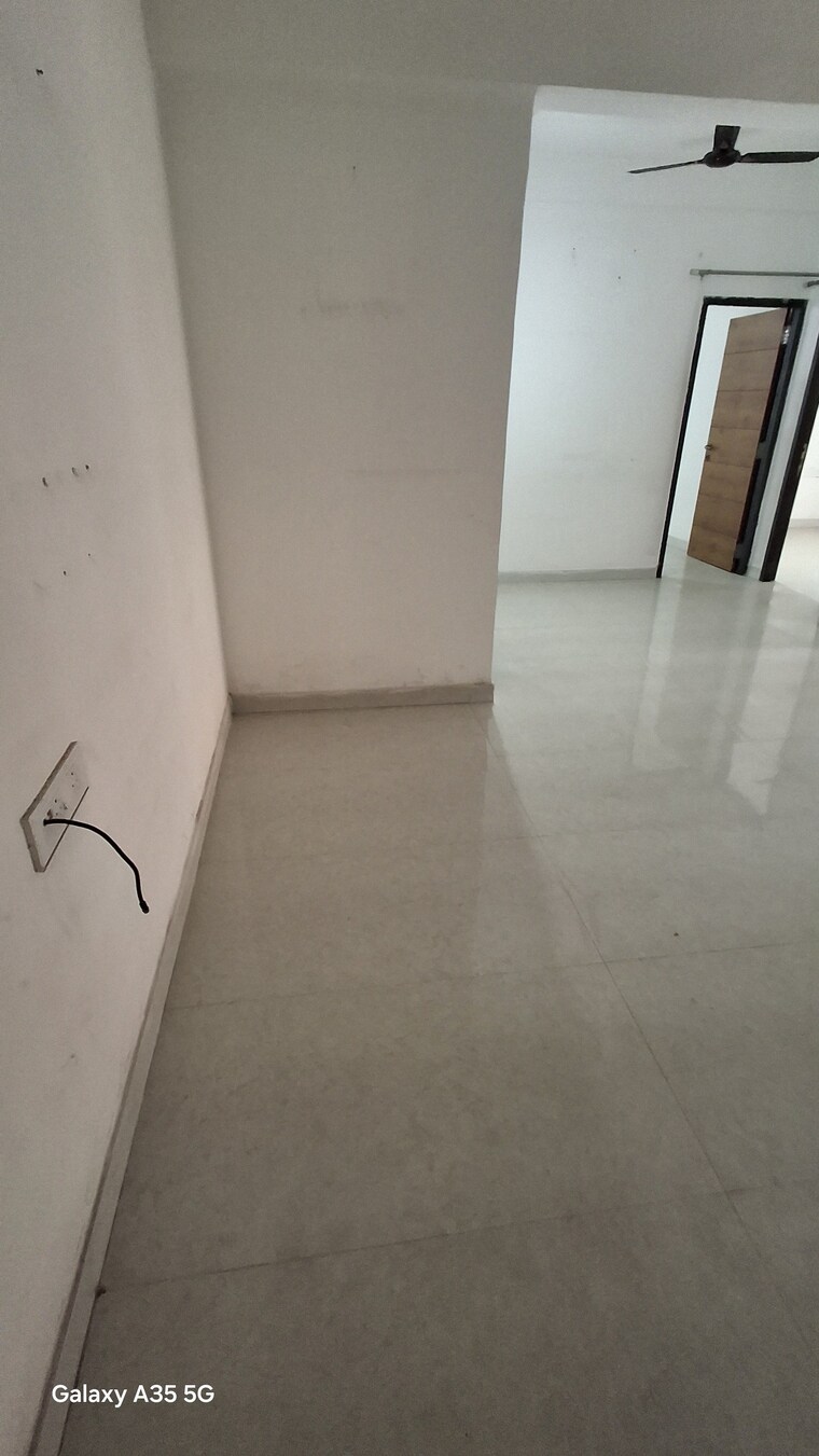 Room, amlidih 2 Bedroom 1000 Sq.Ft. Apartment In Amlidih Raipur 9636788