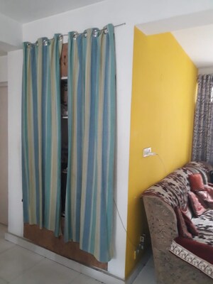Bedroom in 4 BHK Apartment at Sector 4 Dwarka – for Rent