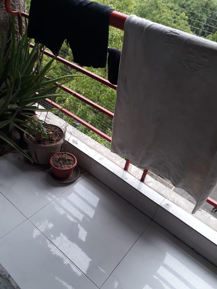 undefined, sector 4 dwarka 4 Bedroom 2000 Sq.Ft. Apartment In Sector 4 Dwarka Delhi 9636691