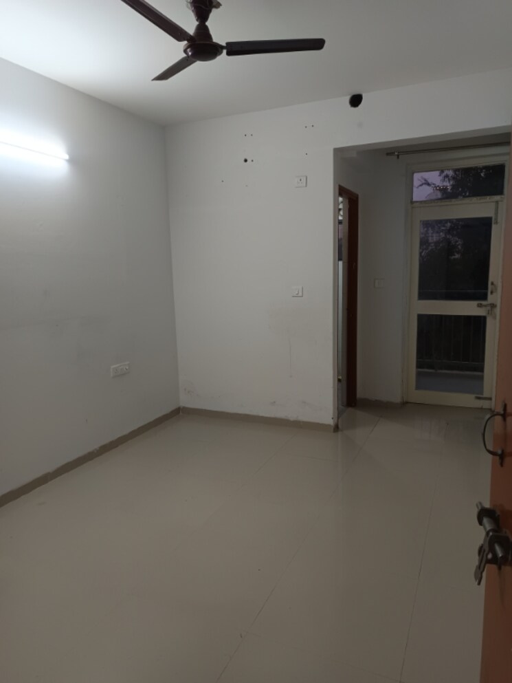 Room, adani-aangan 2 Bedroom 645 Sq.Ft. Apartment In Sector 89a Gurgaon 9637026