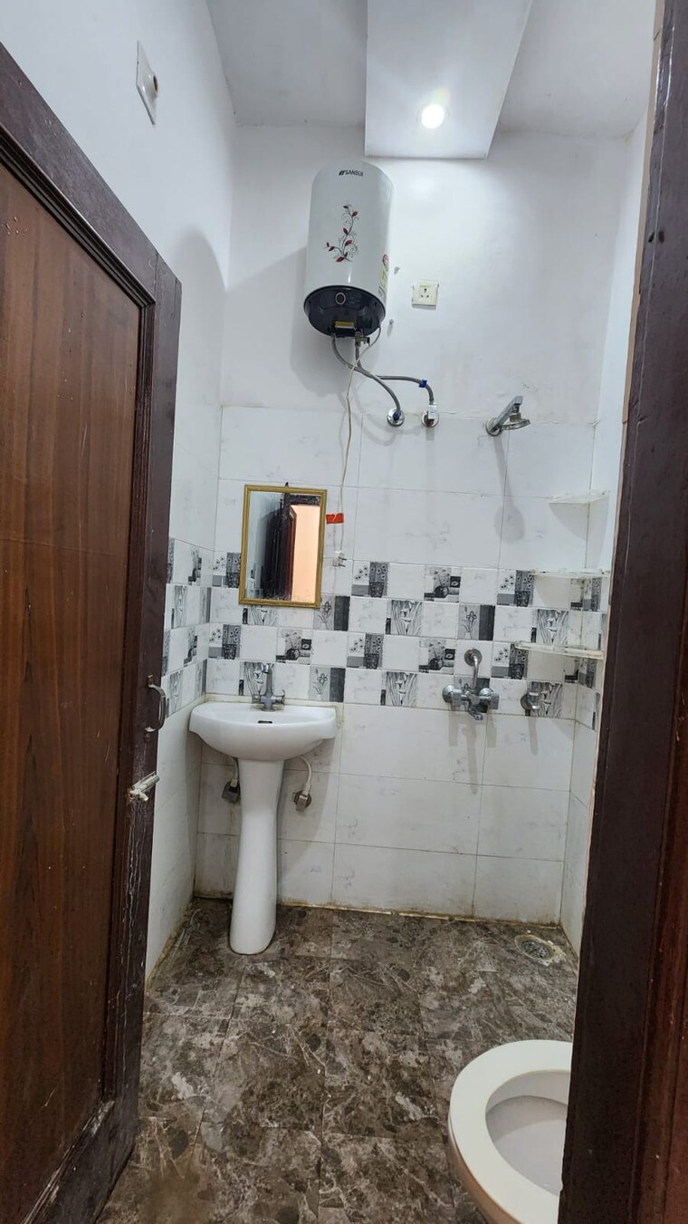 Bathroom, khanpur 2 Bedroom 900 Sq.Ft. Independent House In Khanpur Kharar 9636656