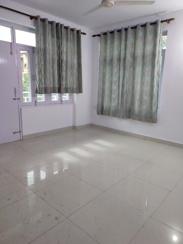 3 BHK Apartment For Rent in Sector 22 Dwarka