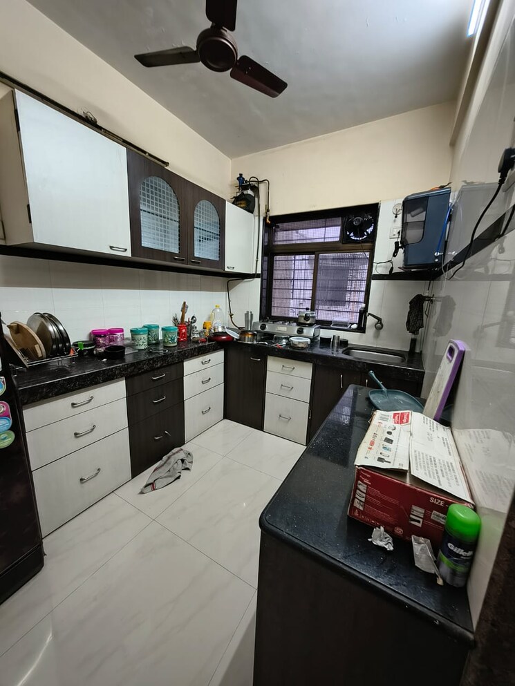 Kitchen, concrete-sai-swar 2 Bedroom 1000 Sq.Ft. Apartment In Kharghar Navi Mumbai 9636809