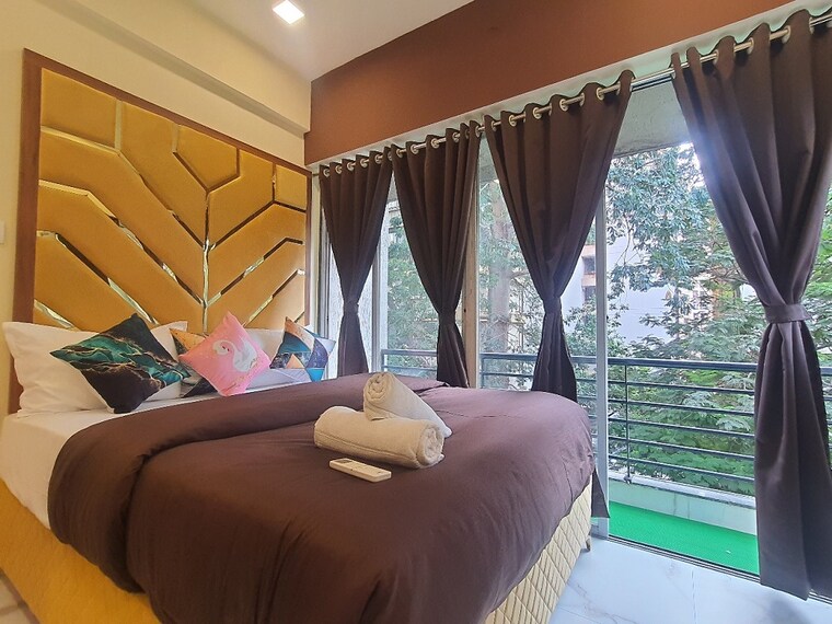 Bedroom, khar west 2 Bedroom 700 Sq.Ft. Apartment In Khar West Mumbai 9636841