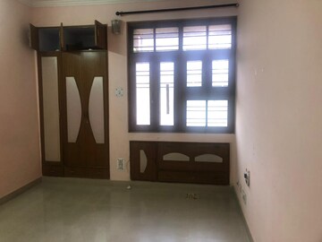 Room in 3 BHK Apartment at Dwarka – for Rent