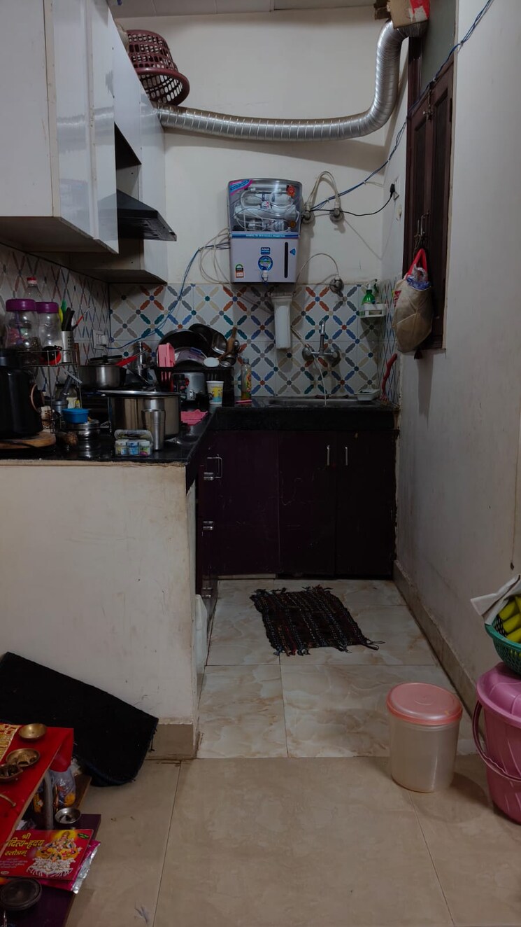 Kitchen, sector 1 2 Bedroom 970 Sq.Ft. Builder Floor In Sector 1 Noida 9636873