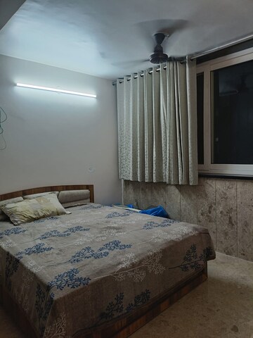 Bedroom in 2 BHK Apartment at Patparganj – for Sale