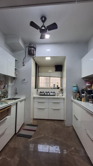 Kitchen in 2 BHK Apartment at Kandivali East – for Rent