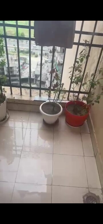 Team Area in 2 BHK Apartment at Ajnara Le Garden, Sector 16b Greater Noida – for Sale