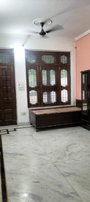 2 BHK Independent House For Rent in Beta I Greater Noida