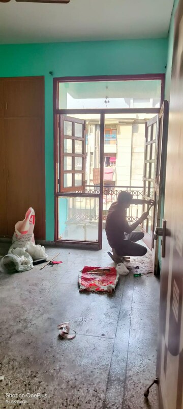 Living Room in 3 BHK Apartment at Sector 10 Dwarka – for Rent