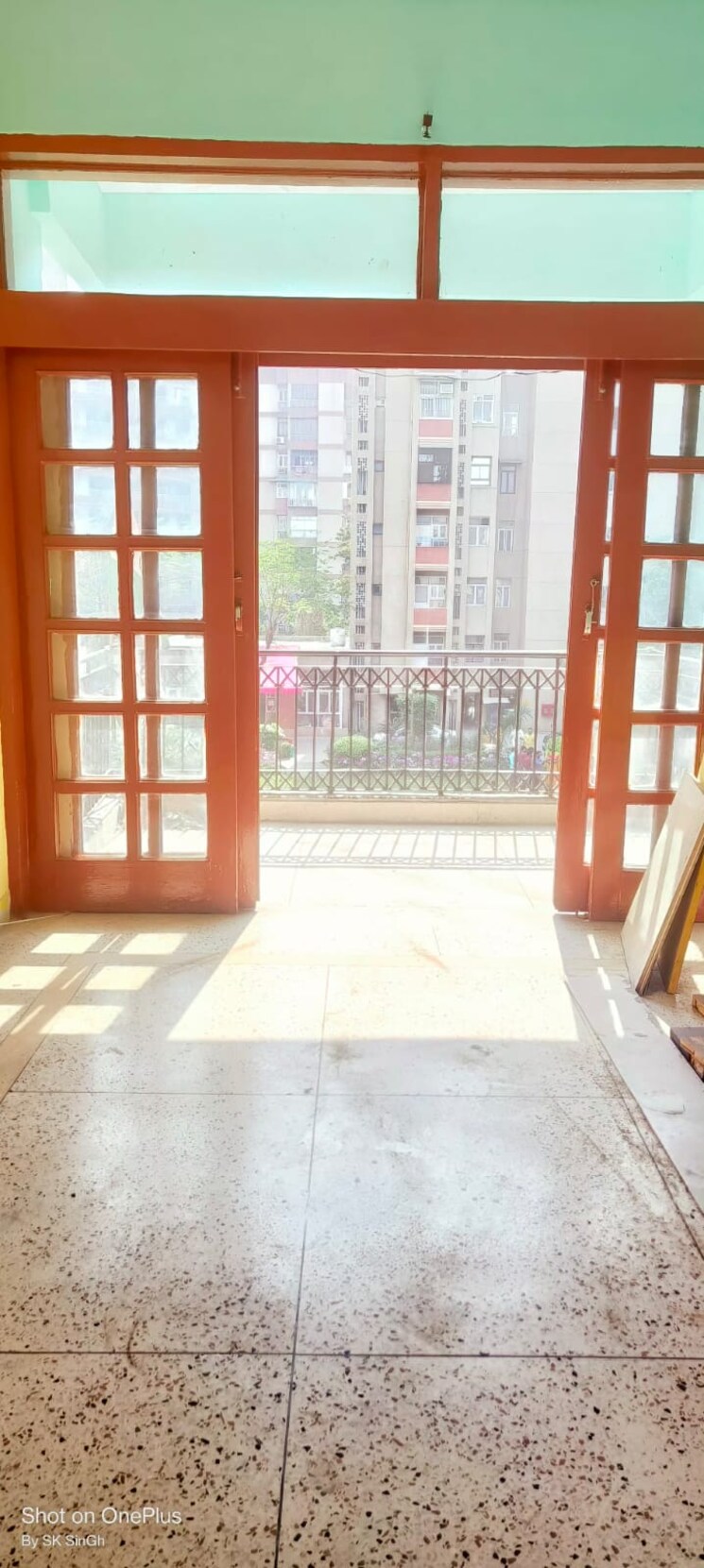 Room, sector 10 dwarka 3 Bedroom 1750 Sq.Ft. Apartment In Sector 10 Dwarka Delhi 9637119