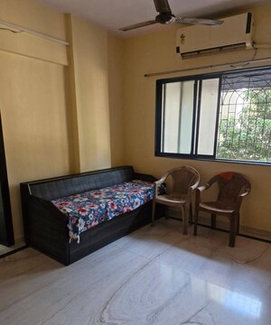 Bedroom in 1 BHK Apartment at Andheri East – for Rent