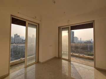 Building Lobby in 2.5 BHK Apartment at Bhoomi Celestia, Malad West – for Sale