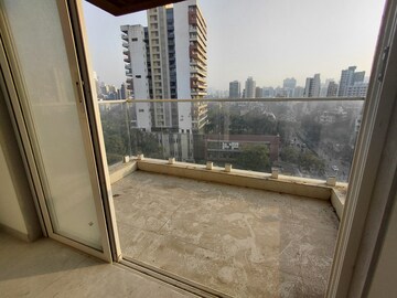 Balcony in 2.5 BHK Apartment at Bhoomi Celestia, Malad West – for Sale