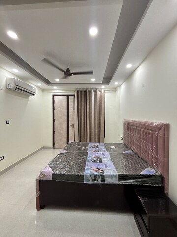 Kitchen in 2 BHK Builder Floor at Sector 57 – for Rent