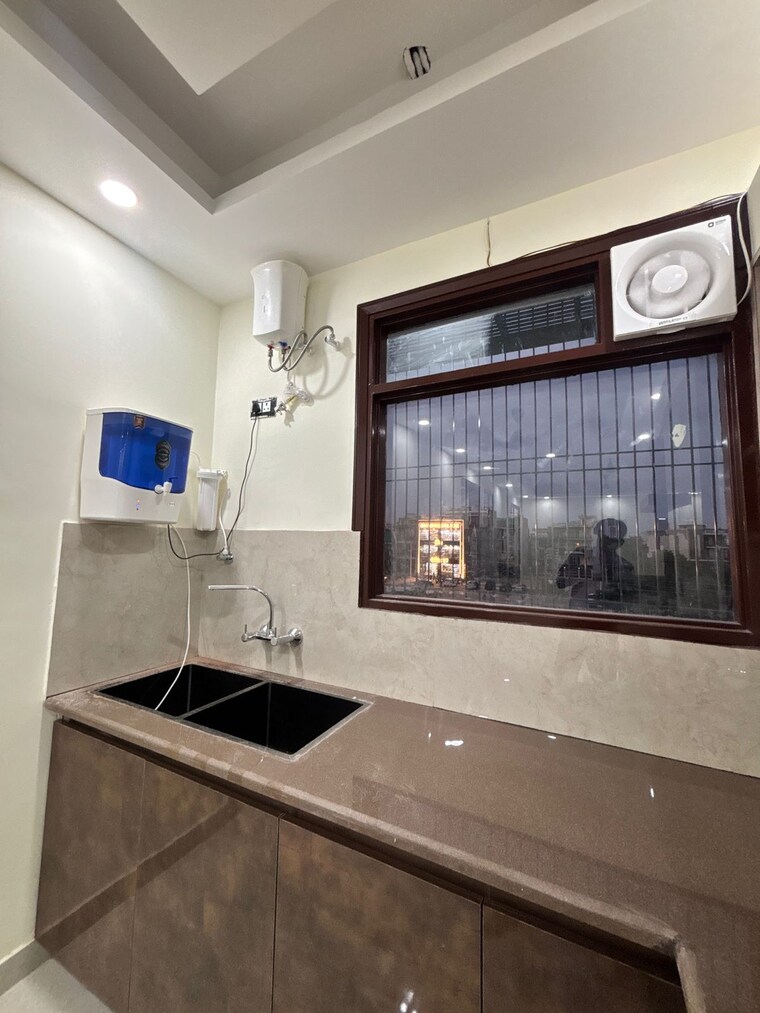 Kitchen, sector 57 2 Bedroom 1200 Sq.Ft. Builder Floor In Sector 57 Gurgaon 9637410