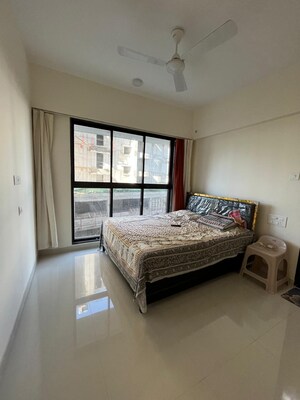 Bedroom in 2 BHK Apartment at Andheri West – for Rent