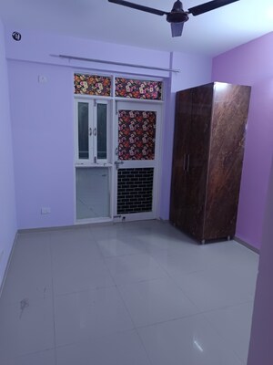 Room in 2 BHK Apartment at Adani Aangan, Sector 89a – for Rent