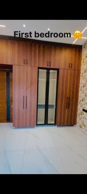 Room in 4 BHK Independent House at Sunny Enclave – for Sale
