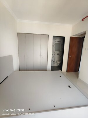 1 BHK Apartment For Rent in Raunak Bliss, Ghodbunder Road