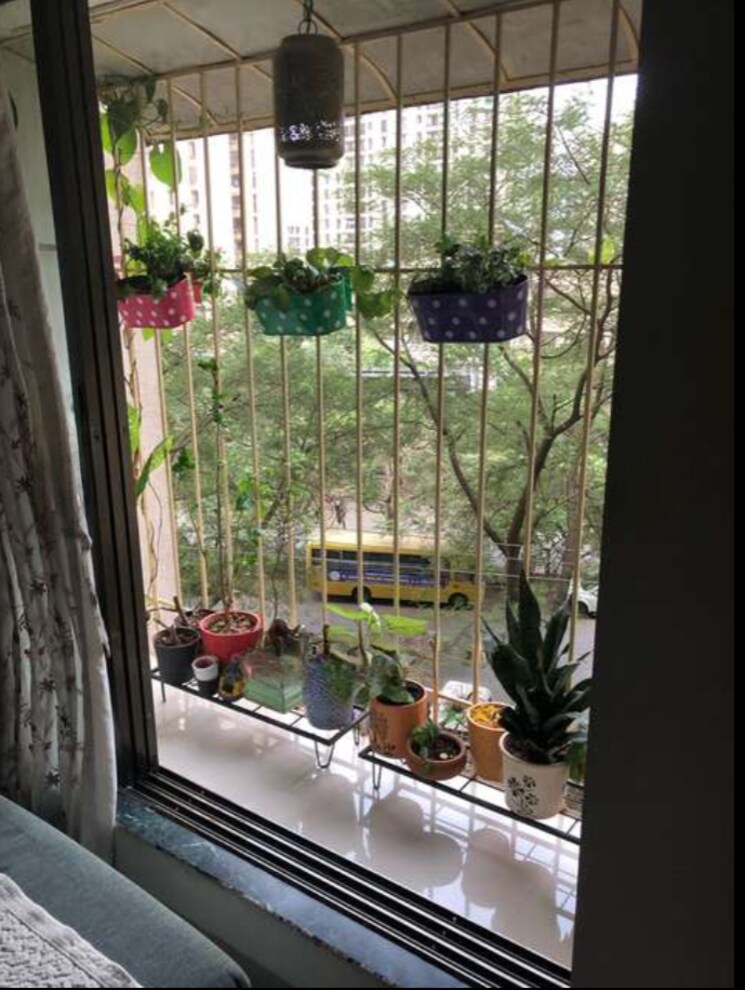 Balcony, everest-world-gardenia 2 Bedroom 870 Sq.Ft. Apartment In Dhokali Thane 9637574