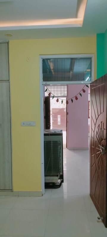 Living Room in 2 BHK Independent House at Chinhat – for Rent