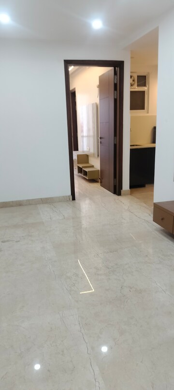 2 BHK Apartment For Rent in Janakpuri