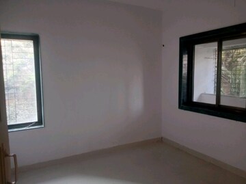Room in 1 BHK Apartment at Runwal Pearl, Manpada – for Rent
