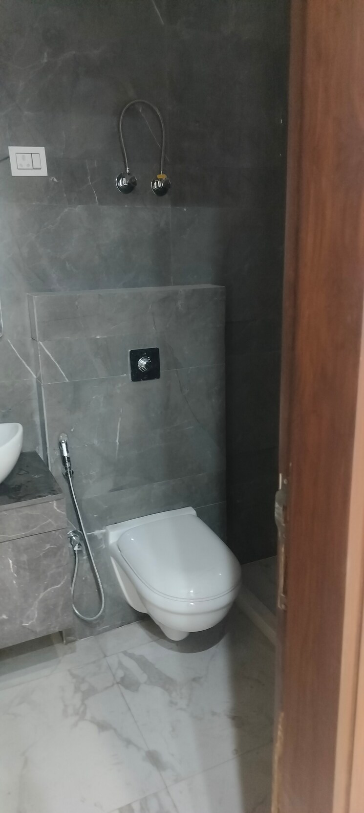 Bathroom, janakpuri 2 Bedroom 900 Sq.Ft. Builder Floor In Janakpuri Delhi 9637803