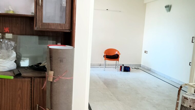 undefined, sector 10 dwarka 3.5 Bedroom 1850 Sq.Ft. Apartment In Sector 10 Dwarka Delhi 9637715