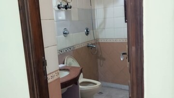 Bathroom in 3.5 BHK Apartment at Sector 10 Dwarka – for Rent