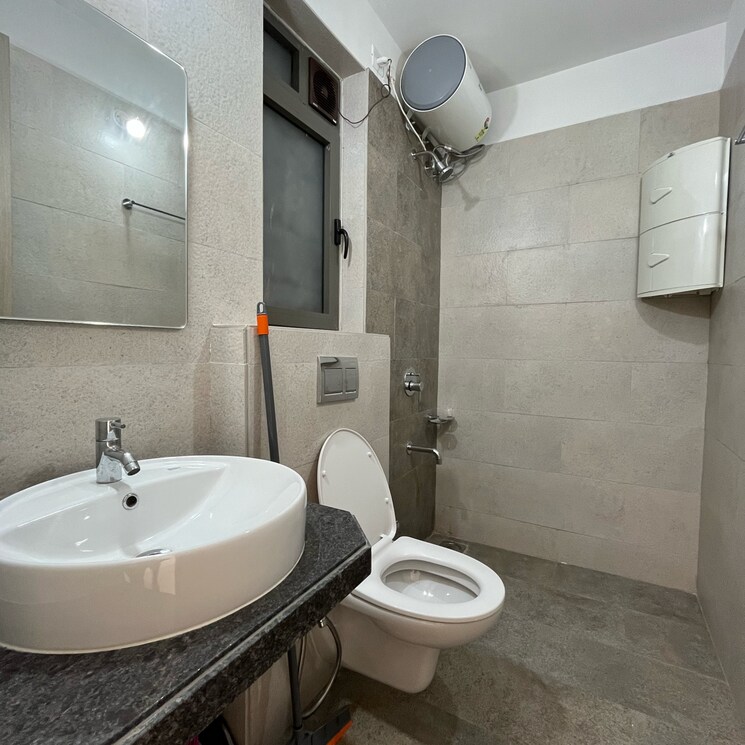 Bathroom, rustomjee-summit 3 Bedroom 1139 Sq.Ft. Apartment In Datta Pada Mumbai 9637931