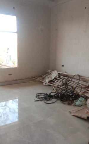 Room in 3 BHK Builder Floor at Avantika Colony – for Sale