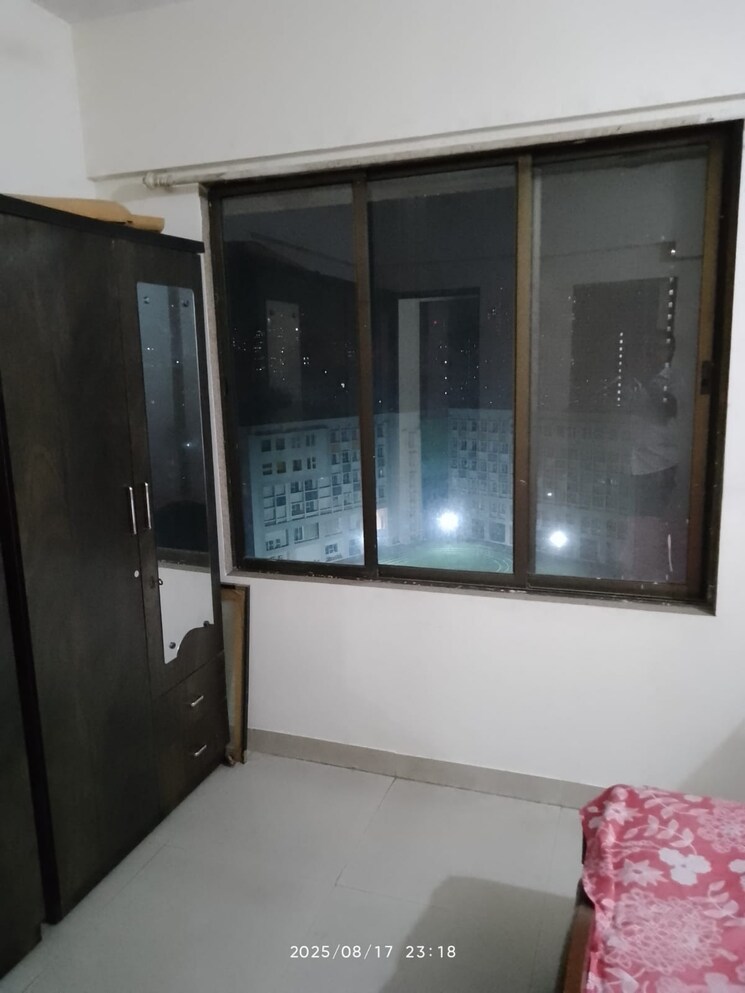 Room, everest-countryside-petunia 1 Bedroom 425 Sq.Ft. Apartment In Kasarvadavali Thane 9638005