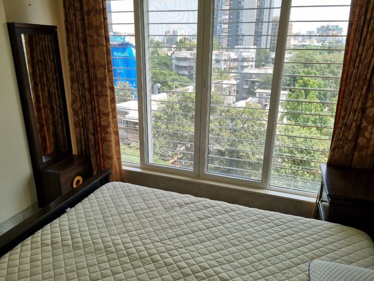 Room, santacruz west 3 Bedroom 1100 Sq.Ft. Apartment In Santacruz West Mumbai 9638034