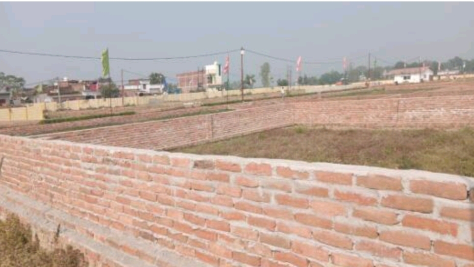 Plot For Sale in  Old Ganesh  Near Aminaba